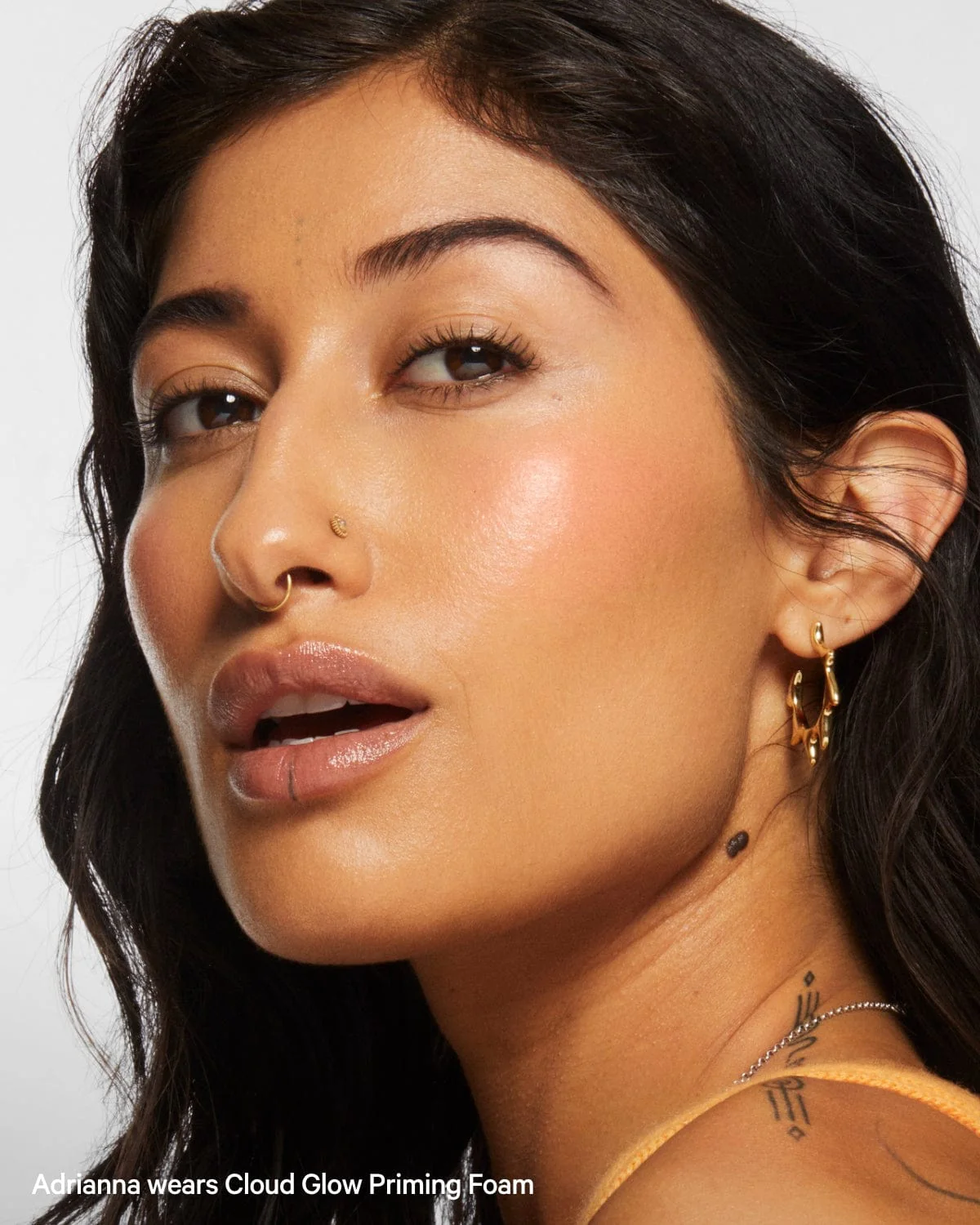 Cloud Glow Foam Brightening Primer - Image 7
