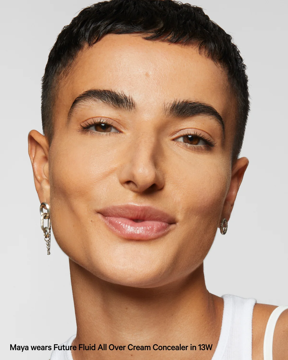 Future Fluid Creamy Hydrating Concealer - Image 103