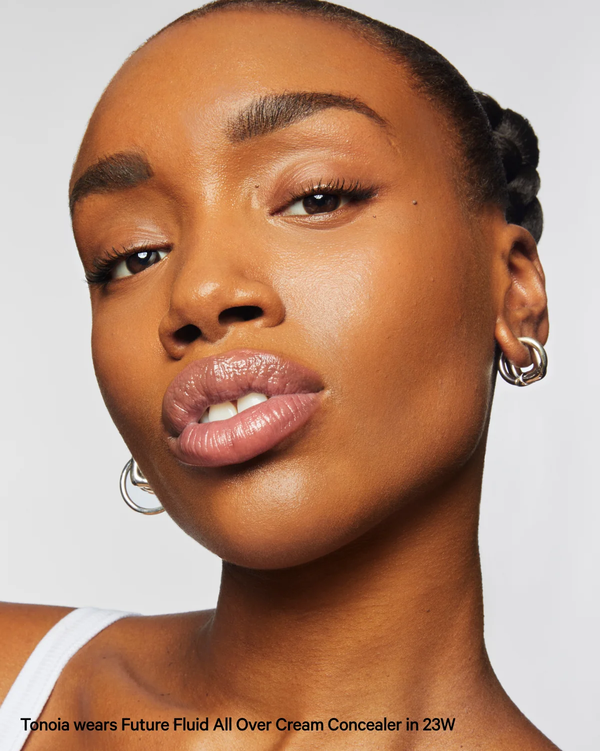 Future Fluid Creamy Hydrating Concealer - Image 183