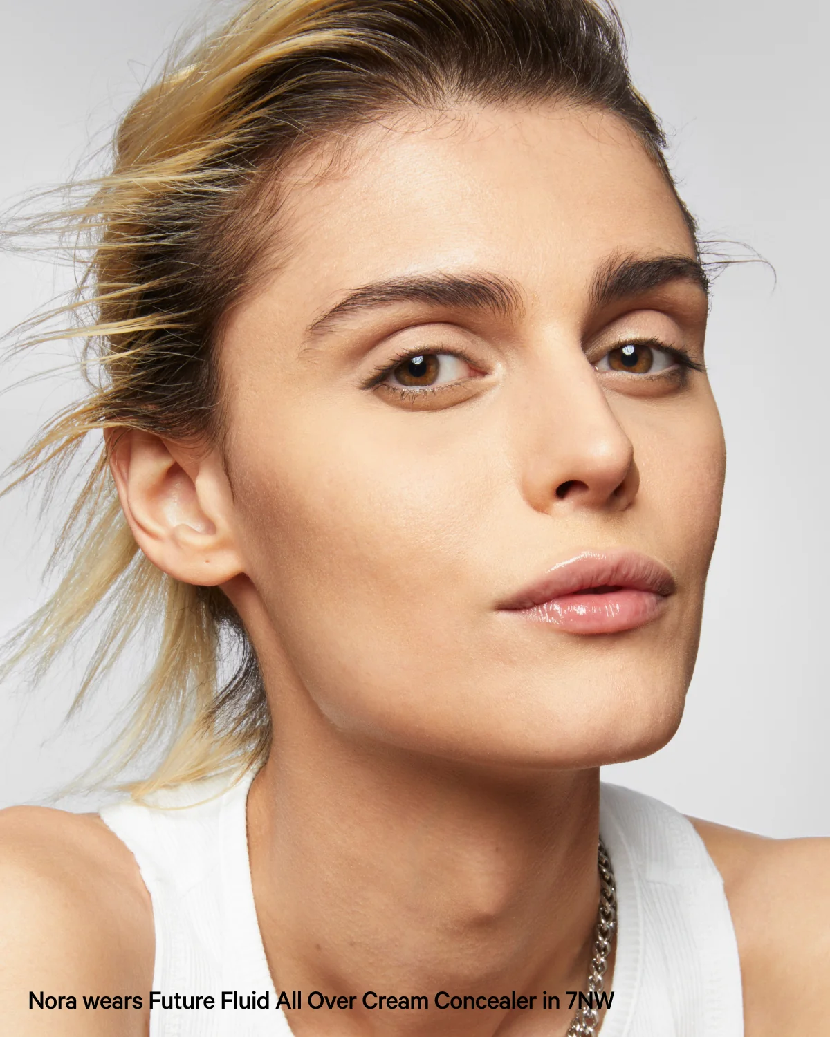 Future Fluid Creamy Hydrating Concealer - Image 55